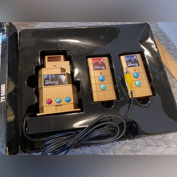 2005 The Apprentice TV Game System New Never Used - Picture 5 of 6